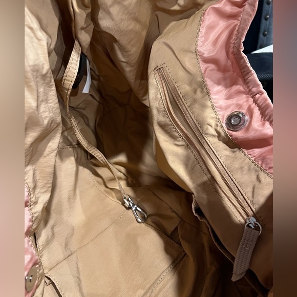 New VINCE CAMUTO NYLON HARLO TOTE - Picture 6 of 8